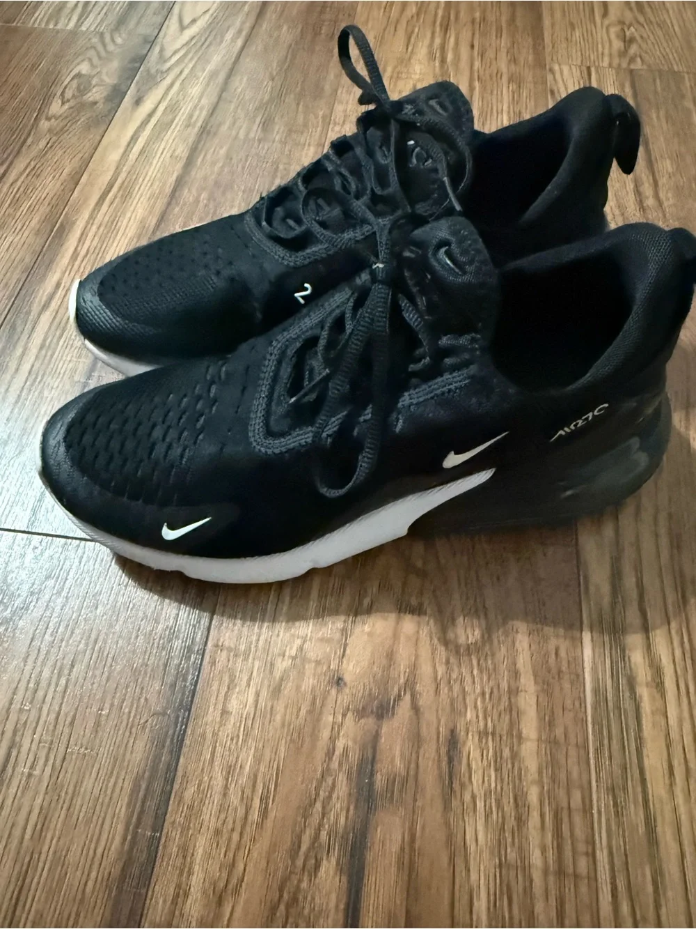 Nike Black and White Air Max 270 Running Sneakers - Picture 4 of 6